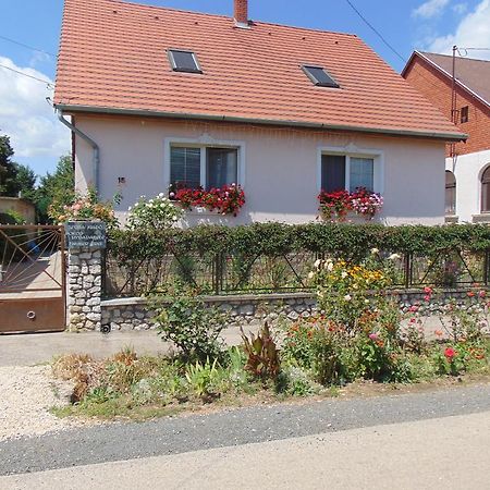Leander Apartman Sárvár Kültér fotó
